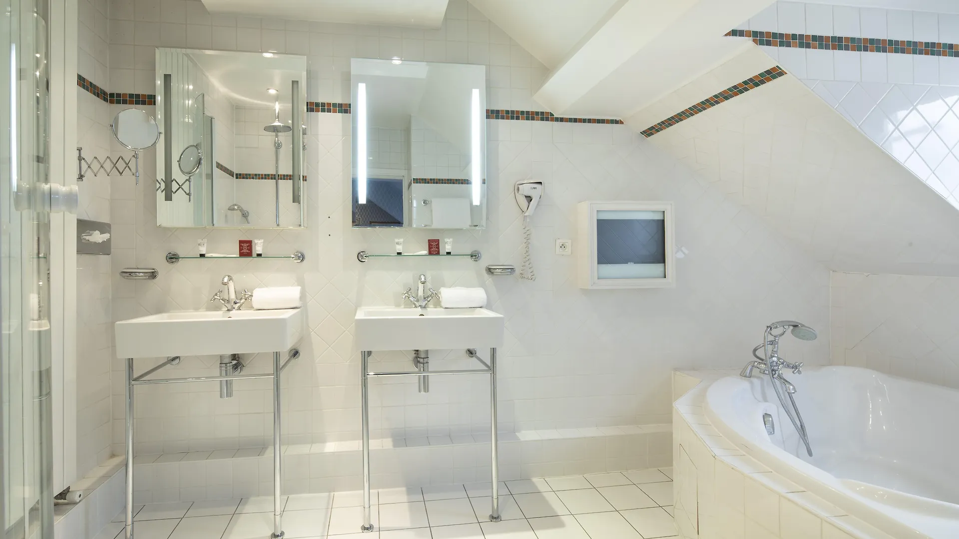 Elysees Hotel Paris Fransa